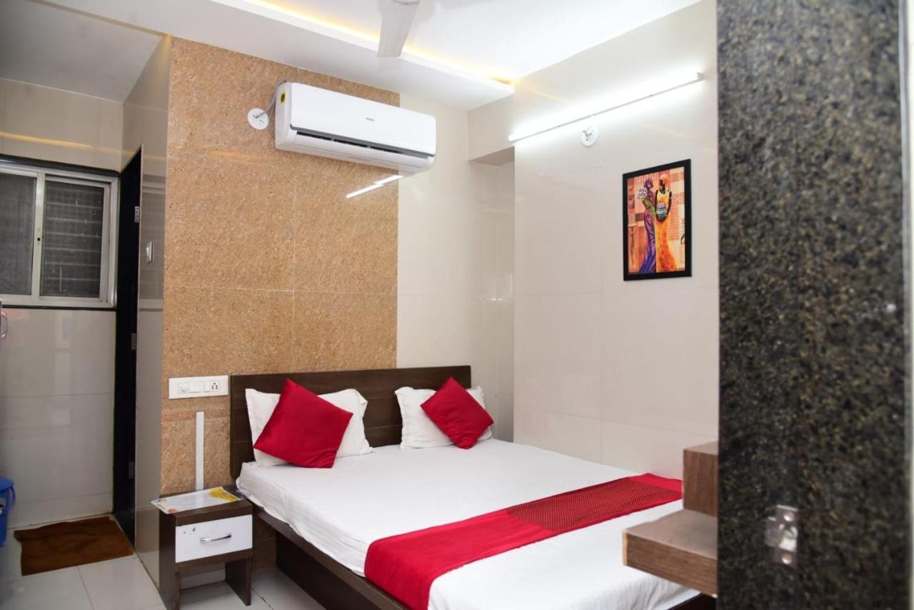 Nivant Lodge Solapur Zewnętrze zdjęcie