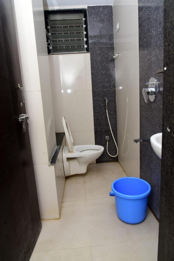 Nivant Lodge Solapur Zewnętrze zdjęcie